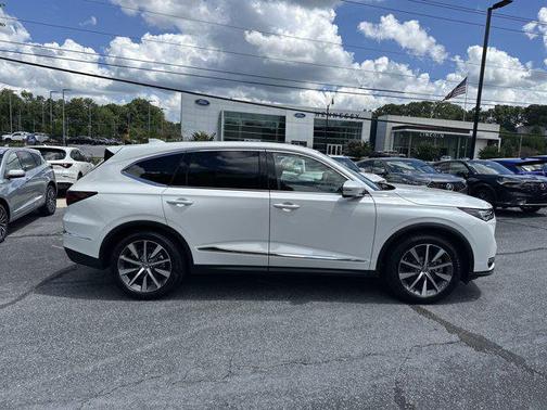 2025 Acura MDX w/Technology Package