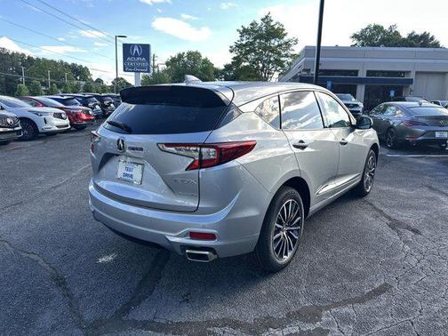 2025 Acura RDX Advance Package