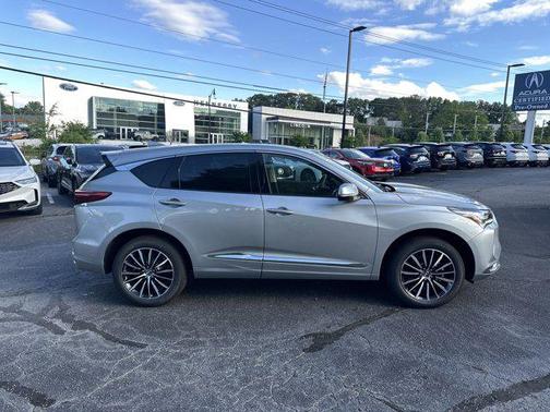 2025 Acura RDX Advance Package