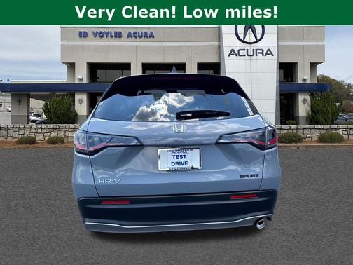 Urban Gray Pearl 2024 Honda HR-V Sport