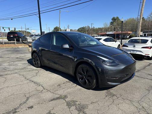 2025 Tesla Model Y Long Range