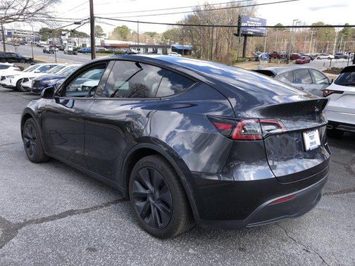 2025 Tesla Model Y Long Range