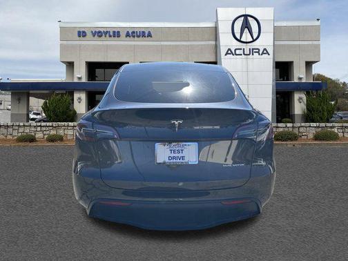 2025 Tesla Model Y Long Range