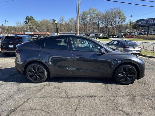 2025 Tesla Model Y Long Range