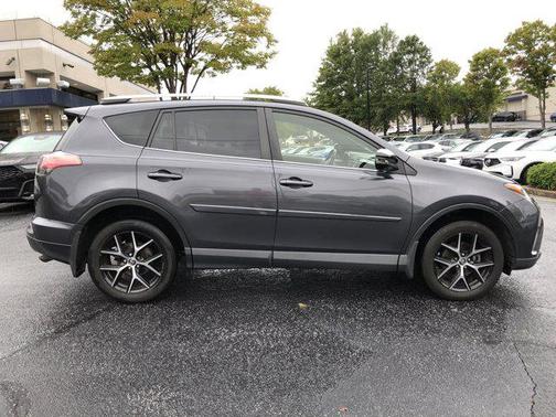 2016 Toyota RAV4 SE