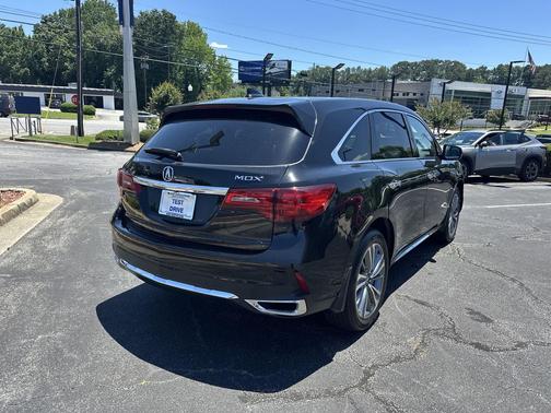Crystal Black Pearl 2017 Acura MDX w/Technology Pkg