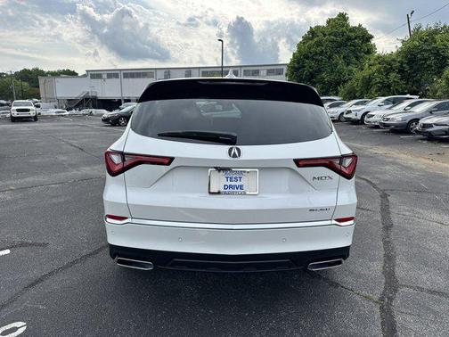 2024 Acura MDX w/Technology Package