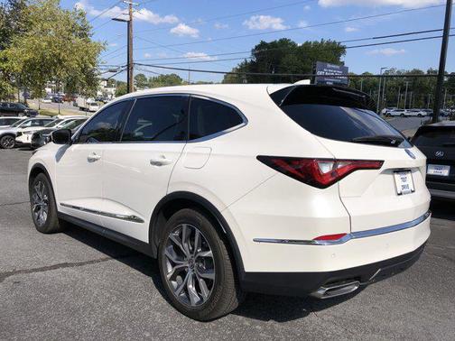2023 Acura MDX w/Technology Package