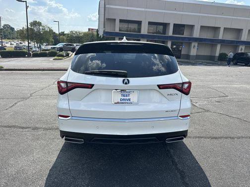 2023 Acura MDX w/Technology Package