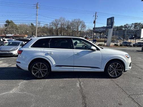 2021 Audi Q7 55 Premium Plus