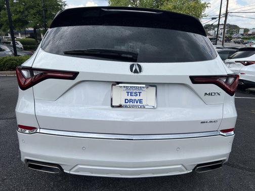 Platinum White Pearl 2025 Acura MDX w/Advance Package