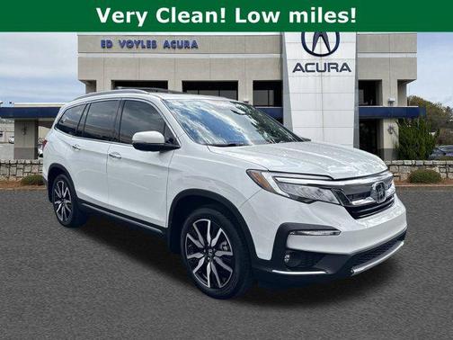 2022 Honda Pilot Touring 8-Passenger