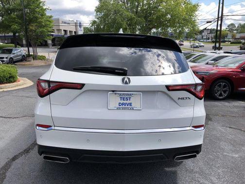 2023 Acura MDX w/Technology Package