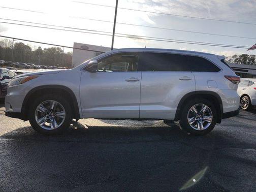 2016 Toyota Highlander Limited