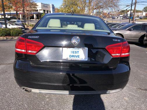 2014 Volkswagen Passat 1.8T Auto SE