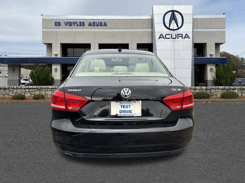 2014 Volkswagen Passat 1.8T Auto SE