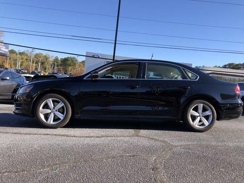 2014 Volkswagen Passat 1.8T Auto SE