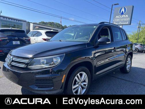 Deep Black Pearl 2016 Volkswagen Tiguan S