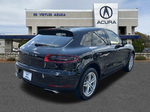 2017 Porsche Macan Base
