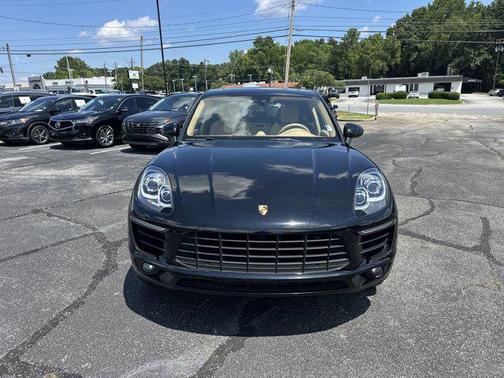 2017 Porsche Macan Base