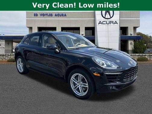2017 Porsche Macan Base