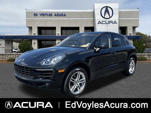 2017 Porsche Macan Base