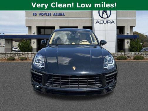 2017 Porsche Macan Base