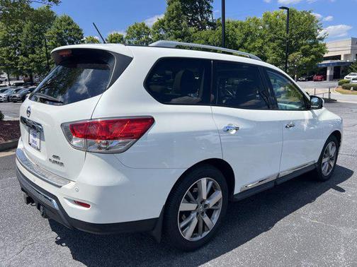 Pearl White 2016 Nissan Pathfinder Platinum