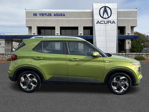 Green Apple 2023 Hyundai VENUE SEL