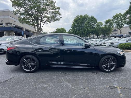 Majestic Black Pearl 2024 Acura Integra w/A-Spec Technology Package