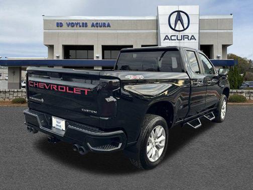 2020 Chevrolet Silverado 1500 Custom