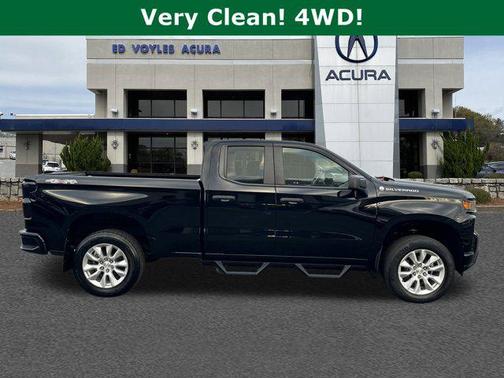 2020 Chevrolet Silverado 1500 Custom