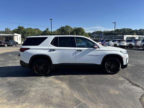 2022 Chevrolet Traverse Premier