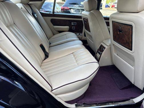 Maroon 1999 Rolls-Royce Silver Spur 4 door