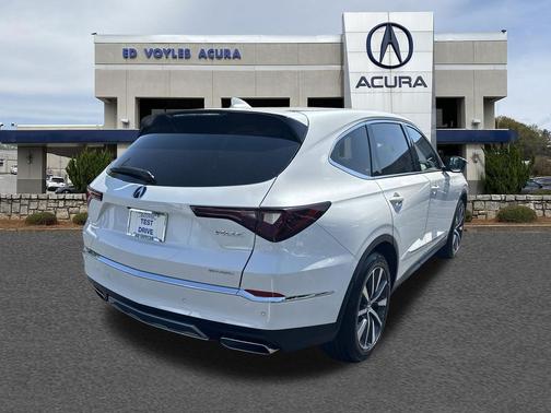 Platinum White Pearl 2026 Acura MDX w/Technology Package