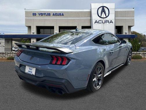 2025 Ford Mustang Dark Horse