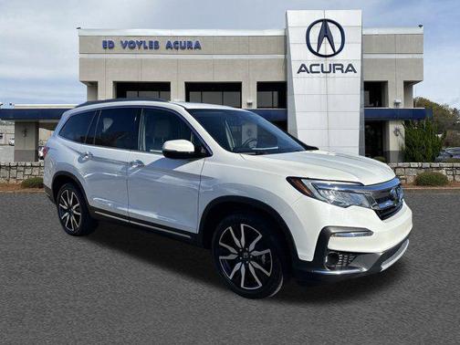 2022 Honda Pilot Touring 8-Passenger