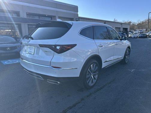 2025 Acura MDX w/Technology Package