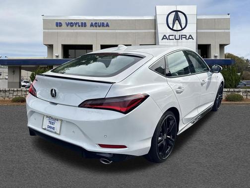 Platinum White Pearl 2026 Acura Integra w/A-Spec Technology Package