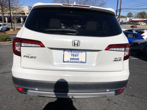 2020 Honda Pilot Elite