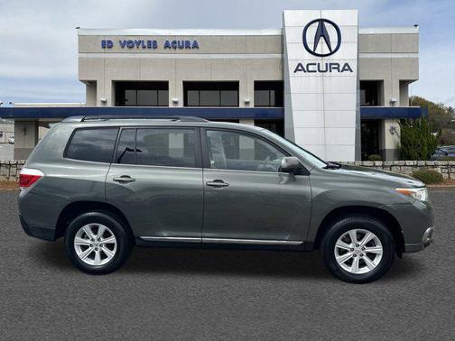 2013 Toyota Highlander Base Plus