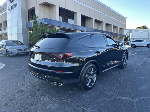 2023 Acura MDX w/A-Spec Package