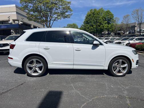 2019 Audi Q7 55 Prestige