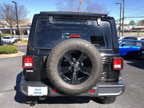 2023 Jeep Wrangler Sahara Altitude