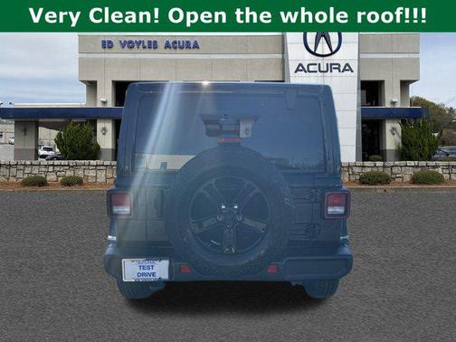 2023 Jeep Wrangler Sahara Altitude