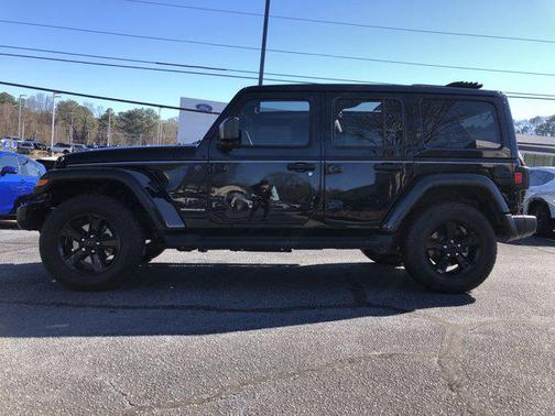 2023 Jeep Wrangler Sahara Altitude