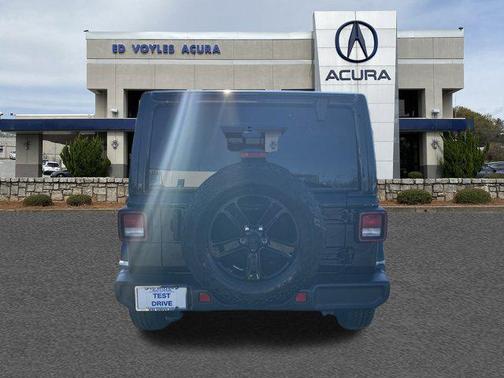 2023 Jeep Wrangler Sahara Altitude