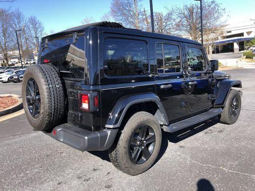 2023 Jeep Wrangler Sahara Altitude