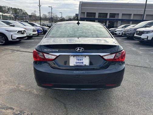 2013 Hyundai SONATA GLS