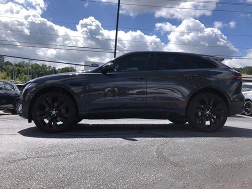 2023 Jaguar F-PACE R-Dynamic S